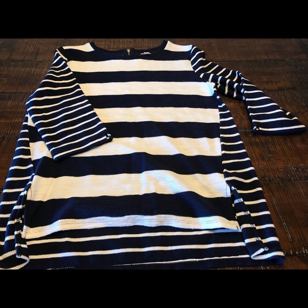 3/4 sleeve sweater blouse